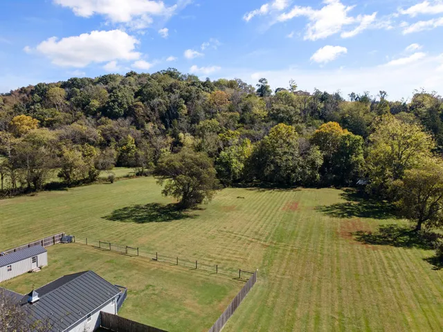 $499,000 | 13560 Columbia Highway, Lynnville, TN 38472