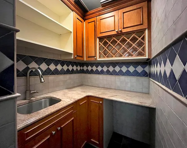 $529,000 | 7004 Boulevard East, Unit 18D, Guttenberg, NJ 07093