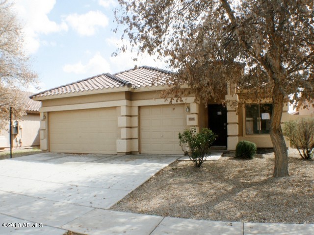 2903 East Pinto Valley Road San Tan Valley, AZ 85143 - Photo 3 of 29 023-296895 - Front right