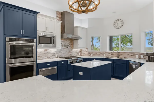 $1,050,000 | 2014 Whispering Water, Spring Branch, TX 78070