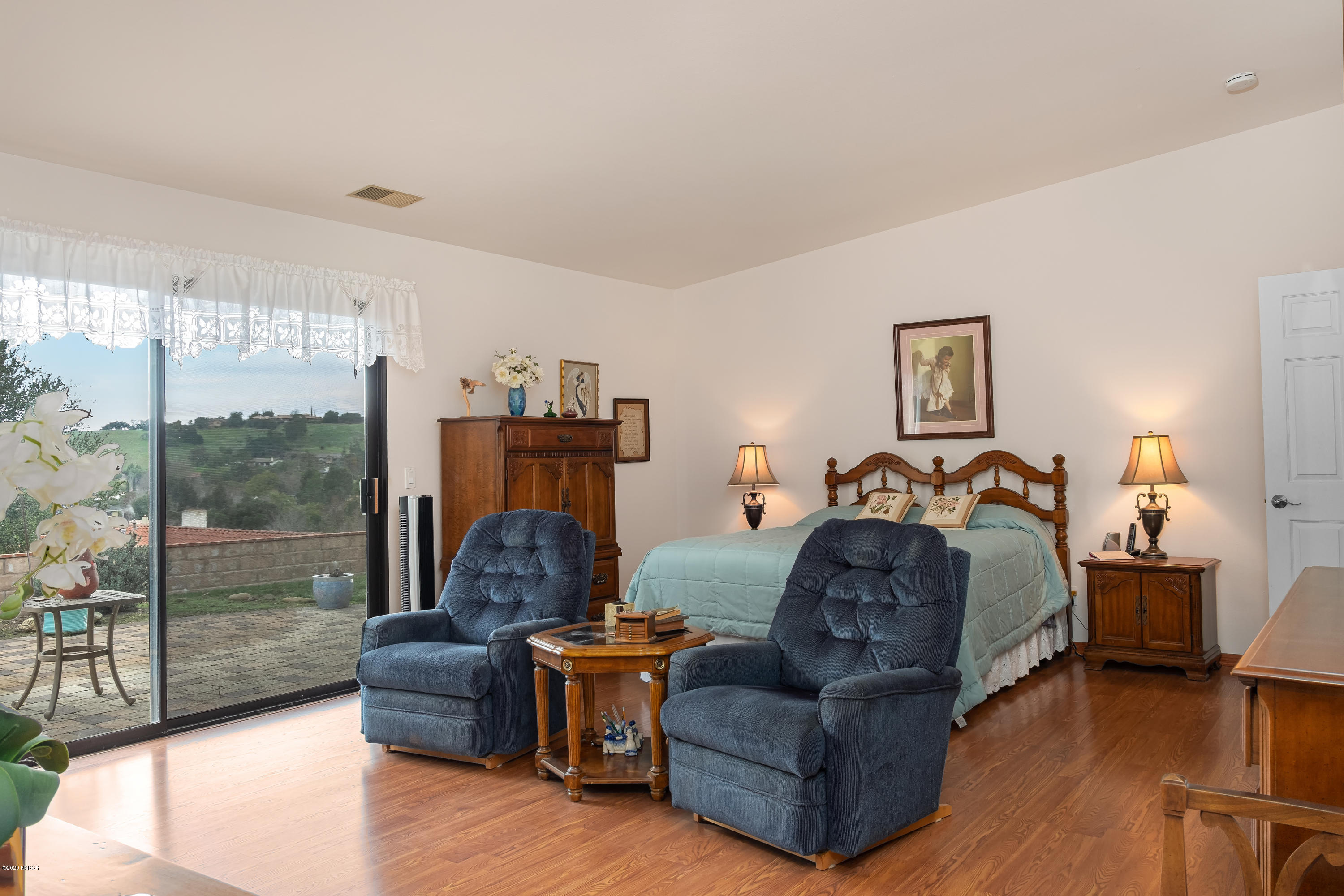869 Alisal Road Solvang, CA 93463 - Photo 11 of 24 master bedroom