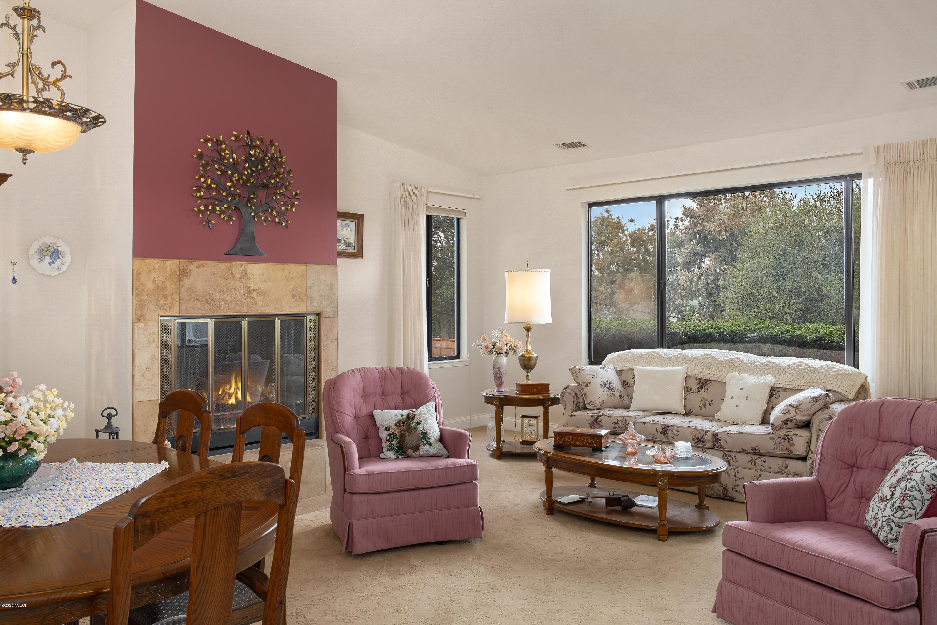 869 Alisal Road Solvang, CA 93463 - Photo 4 of 24 living room