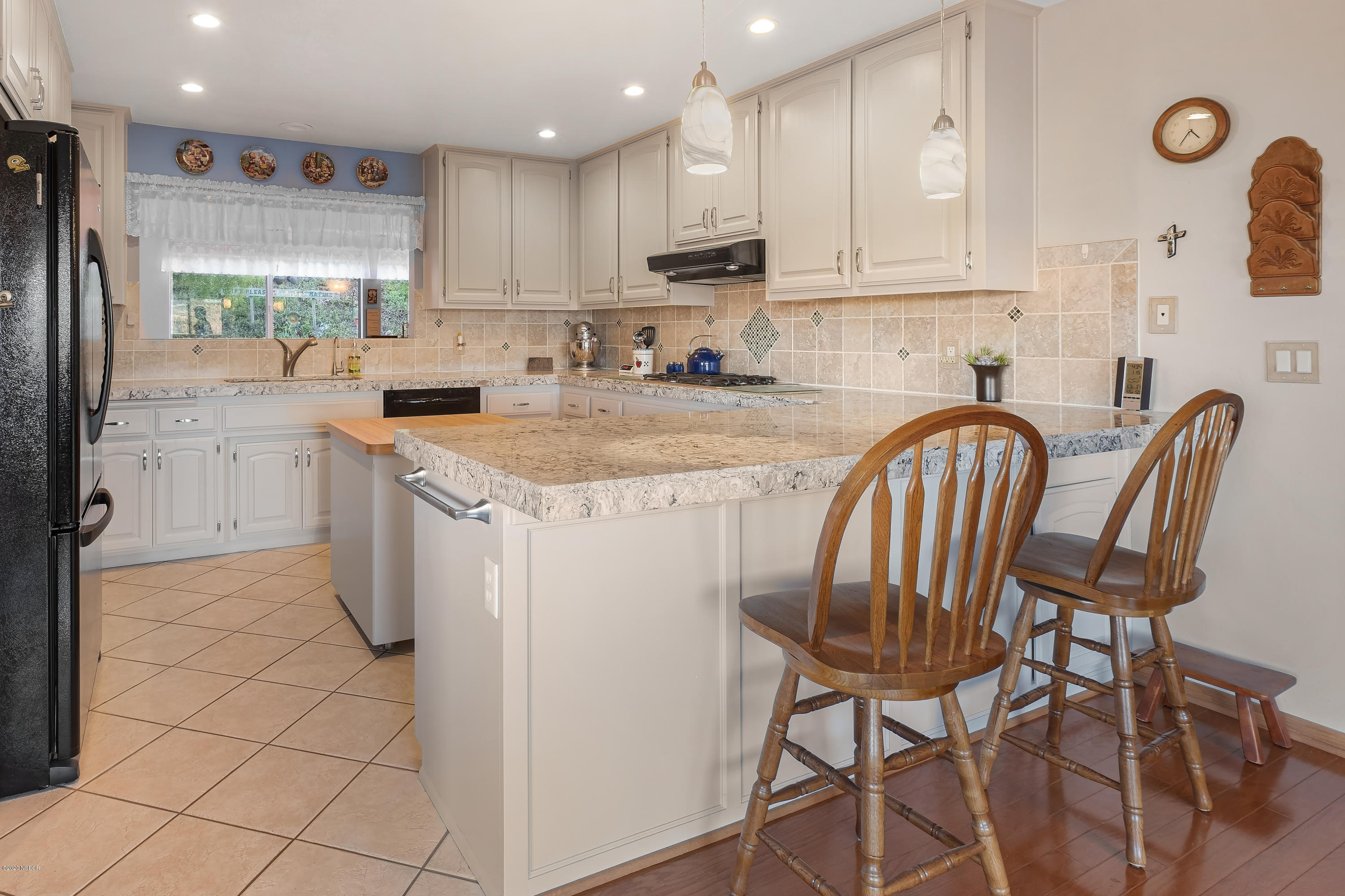 869 Alisal Road Solvang, CA 93463 - Photo 5 of 24 kitchen