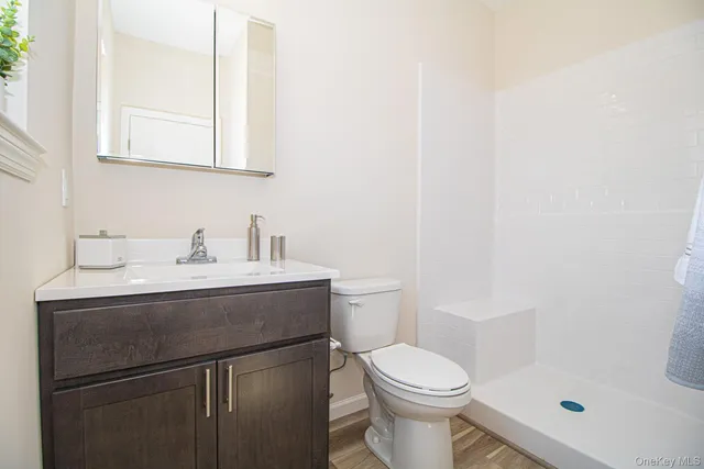 $3,500 | 111 Ashley Court, North Babylon, NY 11703