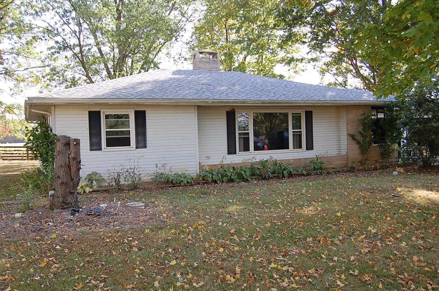 9024 Beamer Station Road Bowling Green, IN 47833 - Photo 1 of 15