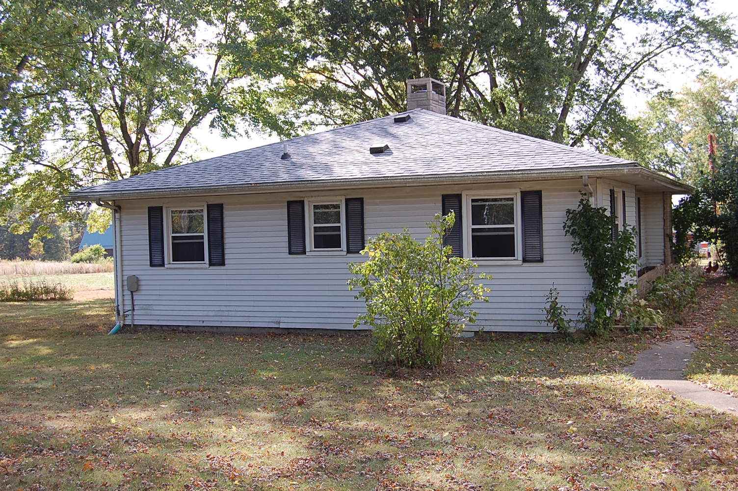 9024 Beamer Station Road Bowling Green, IN 47833 - Photo 13 of 15