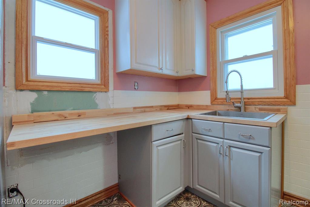32761 Sibley Road Romulus, MI 48174 - Photo 14 of 25 Gallery Image 14