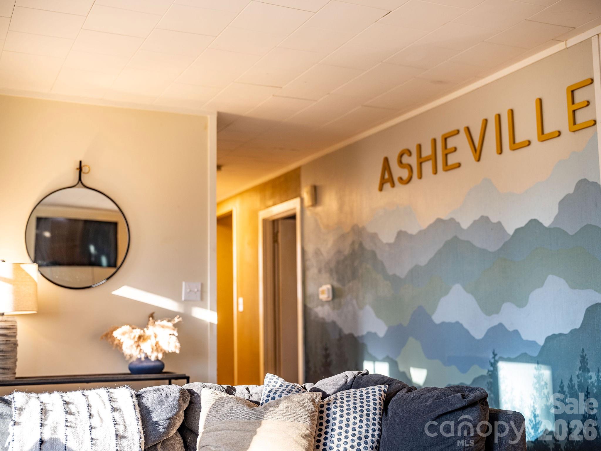 96 Oak Hill Road Candler, NC 28715 - Photo 6 of 41 a front view of a house