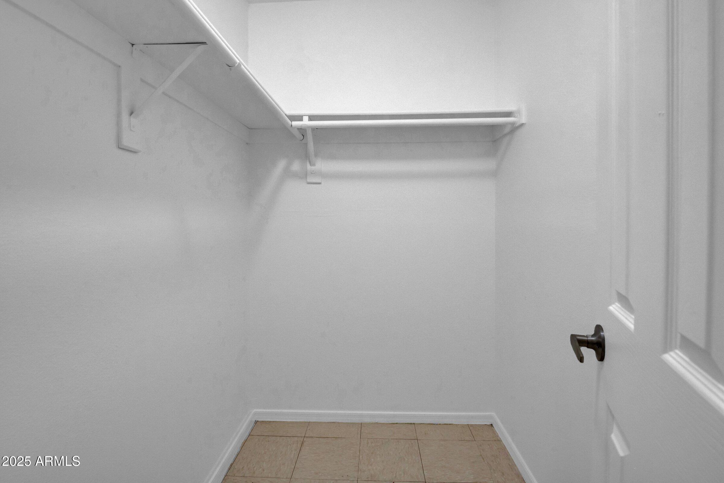 2234 West Hazelwood Street Phoenix, AZ 85015 - Photo 15 of 22 a view of small space