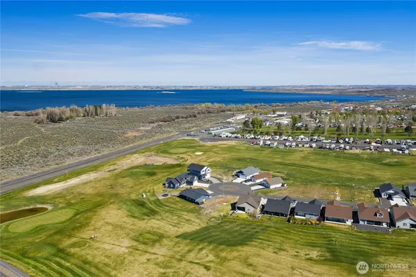 $525,000 | 8090 Desert Sage Court Southeast, Othello, WA 99344