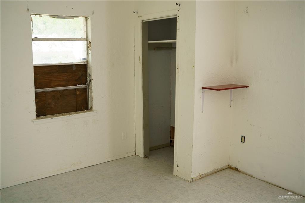 5909 Kountry Loop Mission, TX 78574 - Photo 17 of 23 a view of an empty room and a window