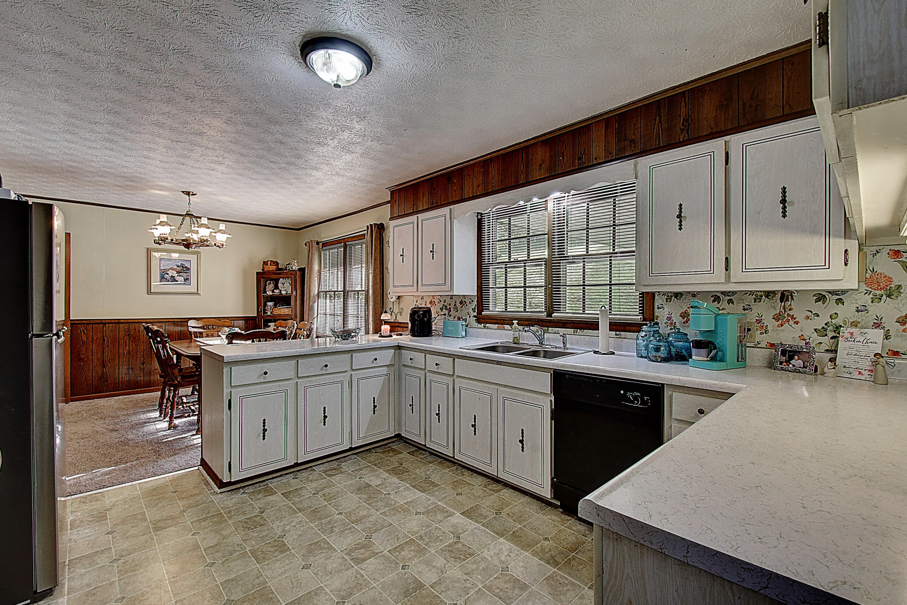 2398 Temple Hill Road Erwin, TN 37650 - Photo 9 of 37 DSC_0082And8more