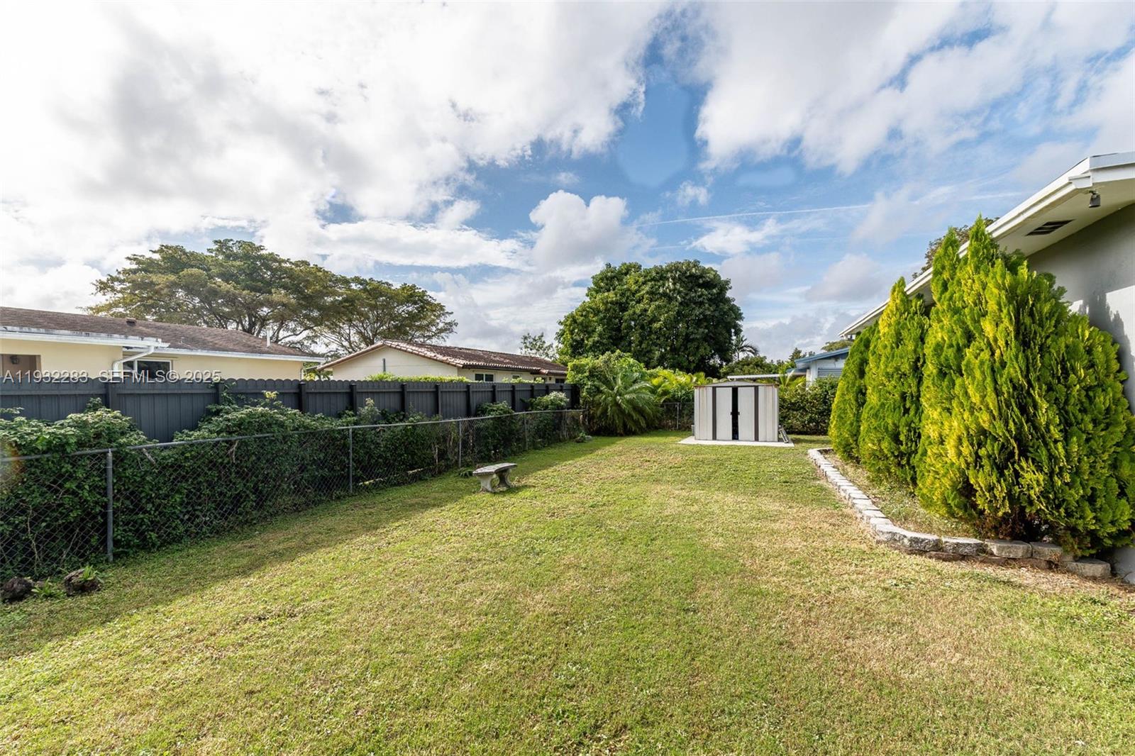 13010 Southwest 80th Street Miami, FL 33183 - Photo 17 of 24