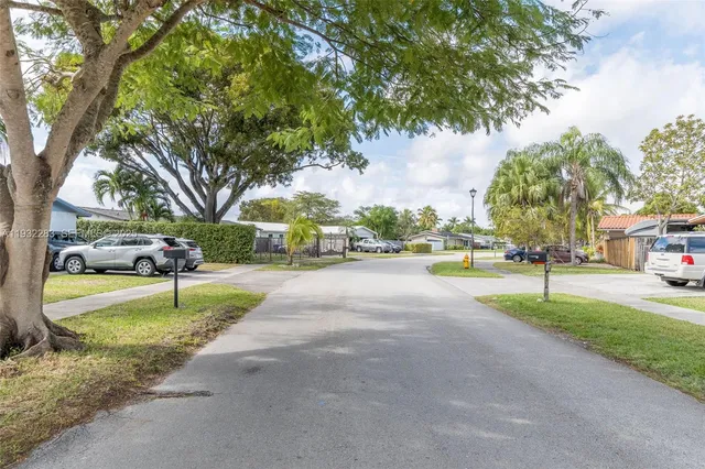 $700,000 | 13010 Southwest 80th Street, Miami, FL 33183