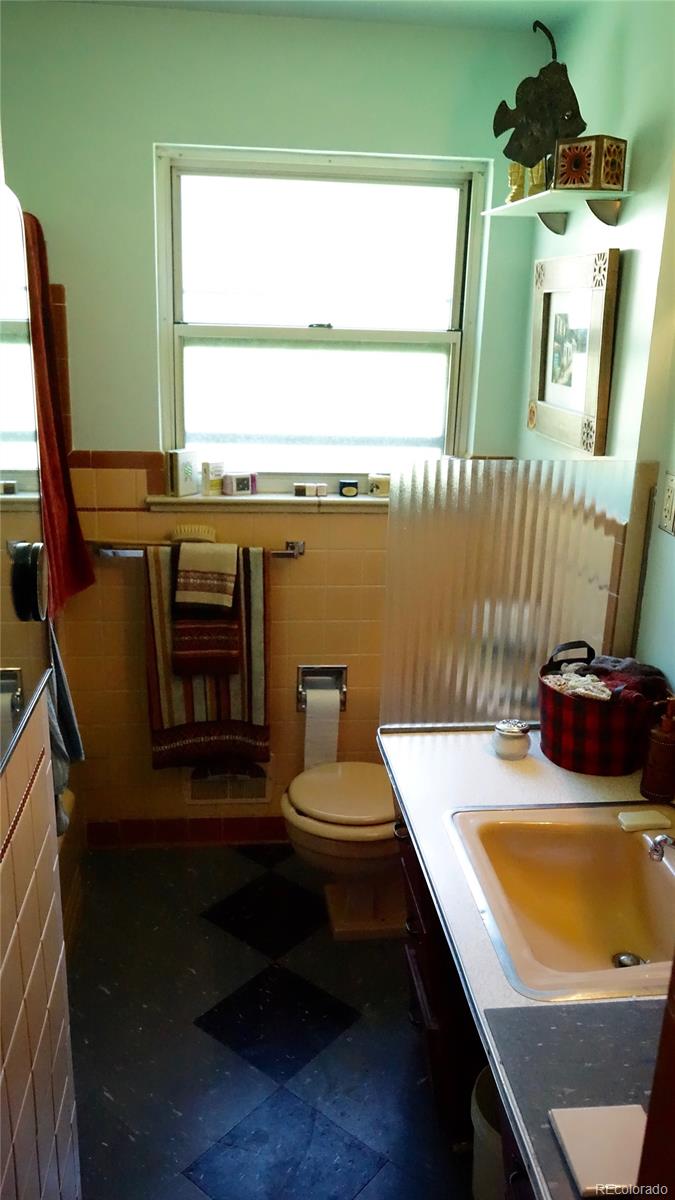 2955 Ingalls Street Wheat Ridge, CO 80214 - Photo 10 of 23 Gallery Image 10