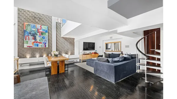 $1,250,000 | 372 5th Avenue, Unit PH10A | Midtown South