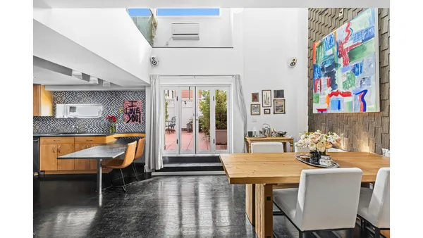 $1,250,000 | 372 5th Avenue, Unit PH10A | Midtown South