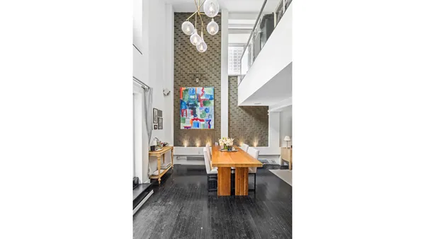 $1,250,000 | 372 5th Avenue, Unit PH10A | Midtown South