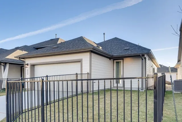 $369,990 | 440 Burlington Drive, Buda, TX 78610