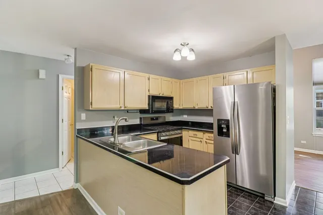 $305,000 | 136 Parkview Drive, Wauconda, IL 60084