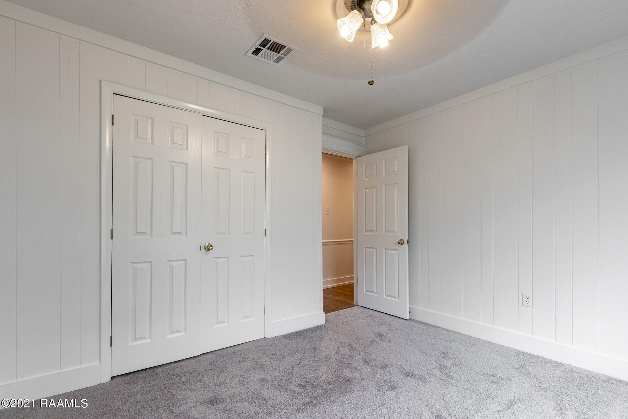 439 St Clair Road Breaux Bridge, LA 70517 - Photo 16 of 34 9-Bedroom 3 (2)