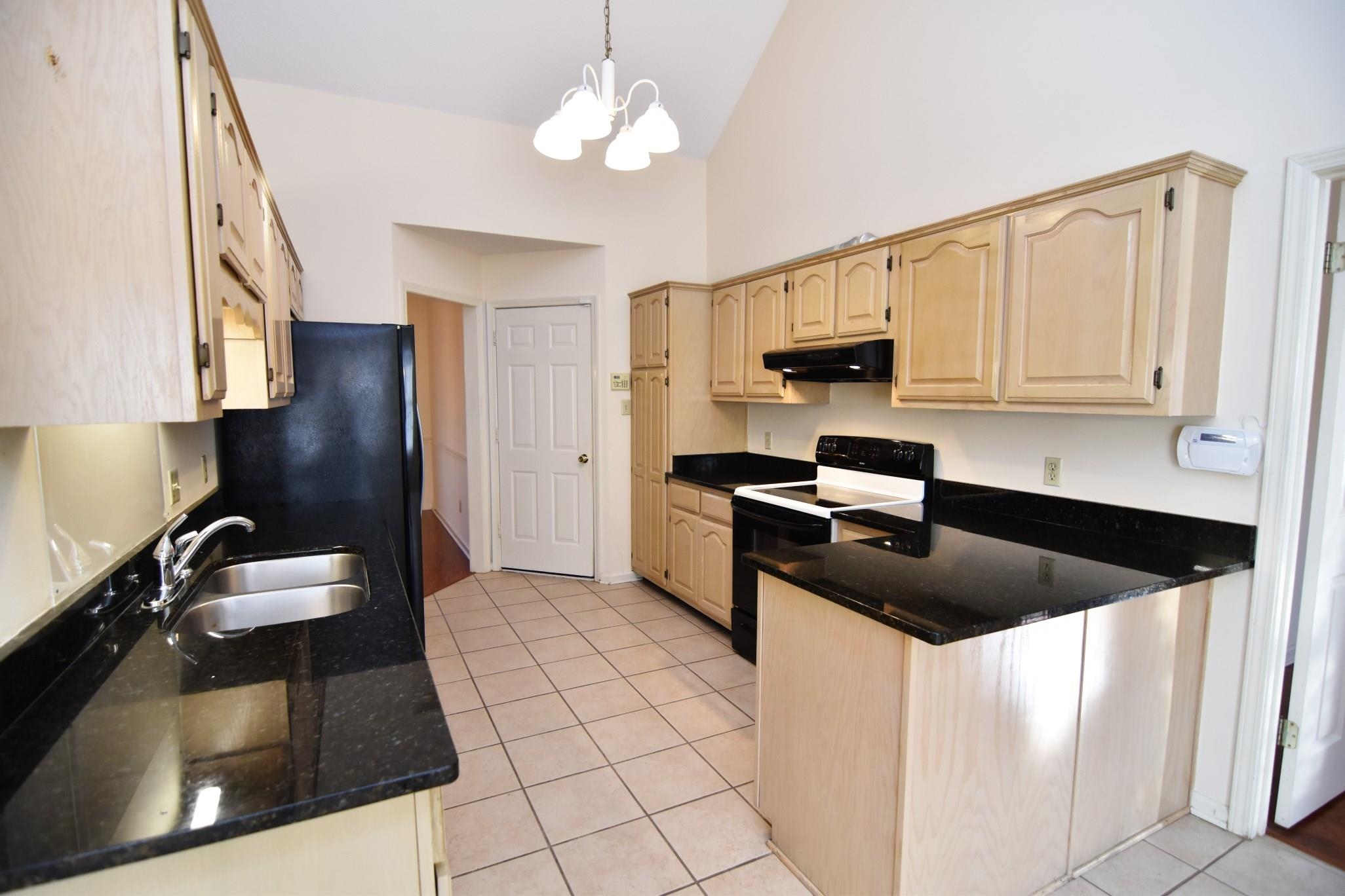 8401 Ridge Fall Cove Cordova, TN 38018 - Photo 3 of 25