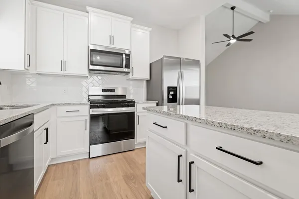 $2,815 | 21535 Bluebonnet Bay Drive, Montgomery, TX 77316