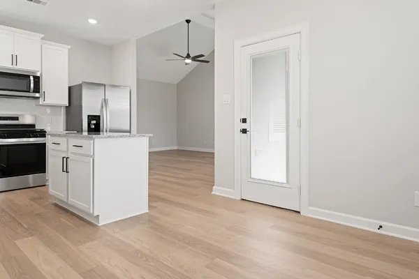 $2,815 | 21535 Bluebonnet Bay Drive, Montgomery, TX 77316