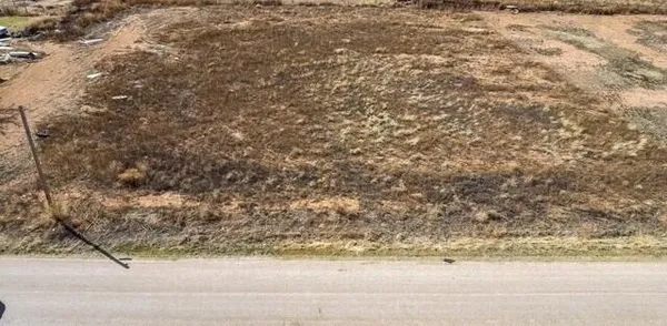 $24,000 | 206 Ave X, Levelland, TX 79336