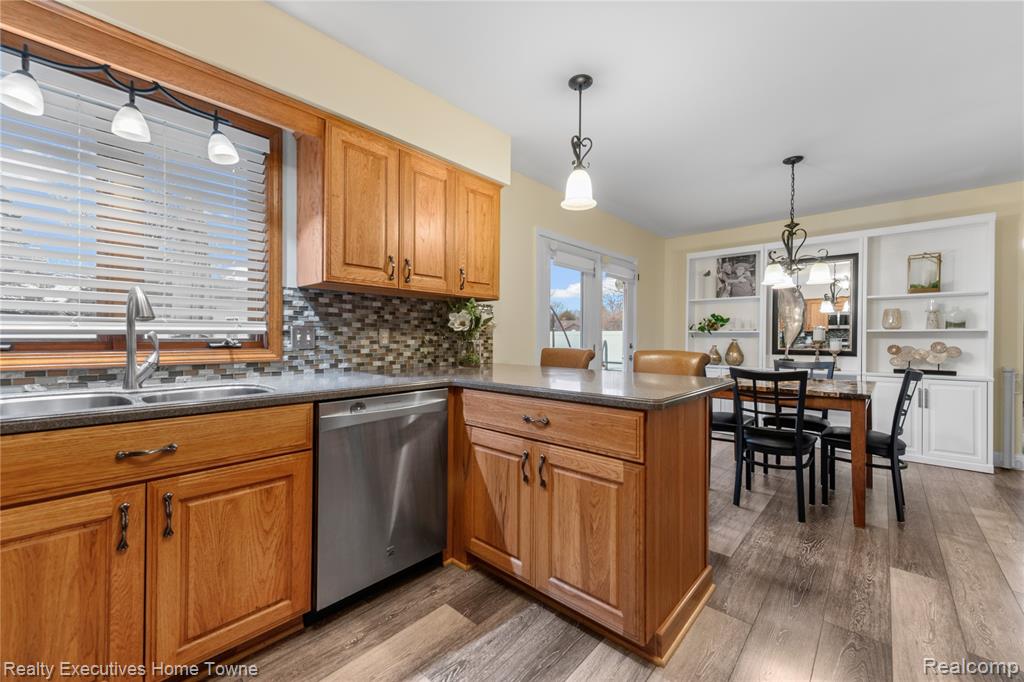 4329 Atkins Road Port Huron, MI 48060 - Photo 7 of 24 Gallery Image 7