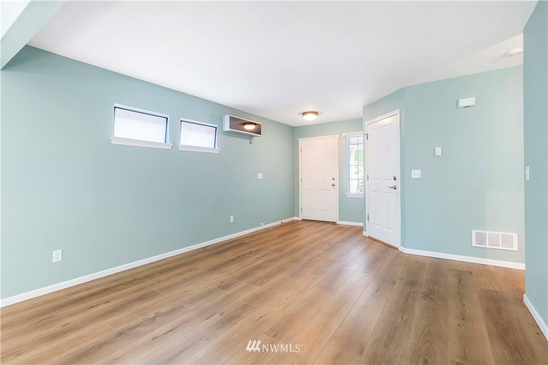 4465 Roxanna Loop Southeast Lacey, WA 98503 - Photo 11 of 24 Gallery Image 11