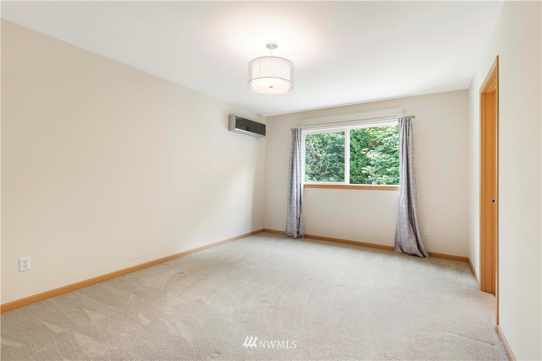 4465 Roxanna Loop Southeast Lacey, WA 98503 - Photo 17 of 24 Gallery Image 17