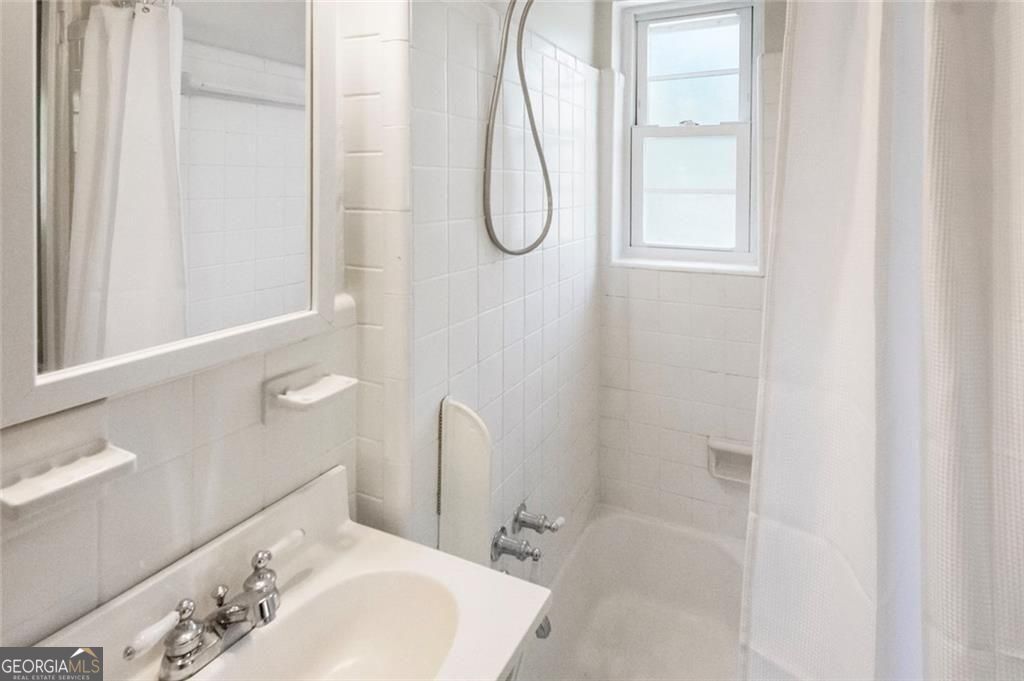 3660 Peachtree Road Northeast, Unit C2 Atlanta, GA 30319 - Photo 22 of 26