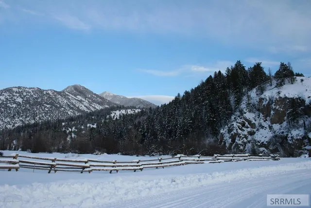 $165,000 | L54-b4 Cutthroat Run, Irwin, ID 83428