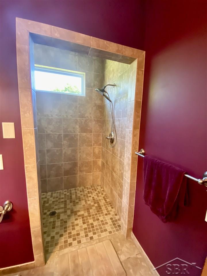 9622 Sarle Road Freeland, MI 48623 - Photo 18 of 37
