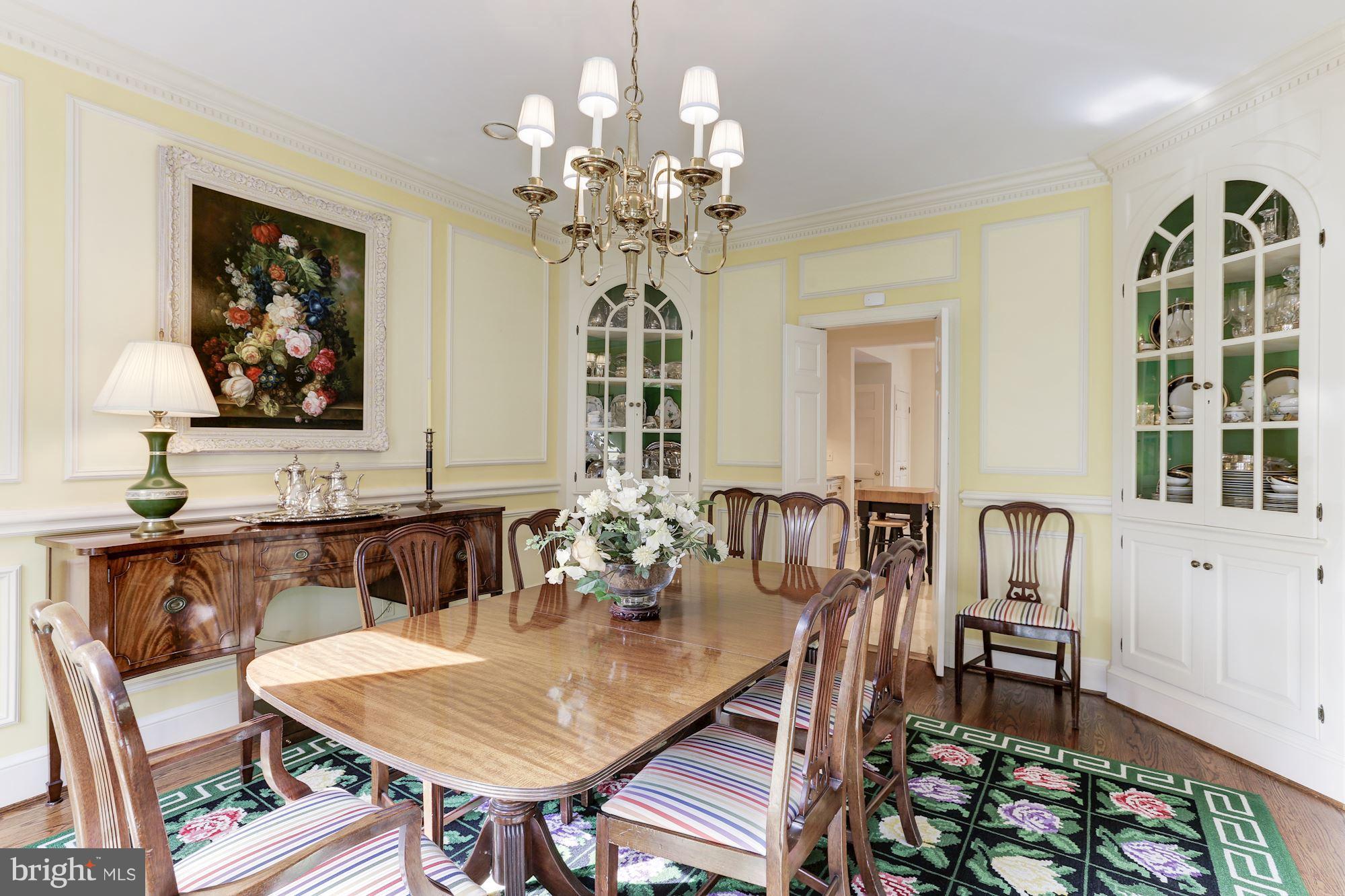 3239 Ellicott Street Northwest Washington, DC 20008 - Photo 11 of 28 Dining Room w/ Corner Built-Ins