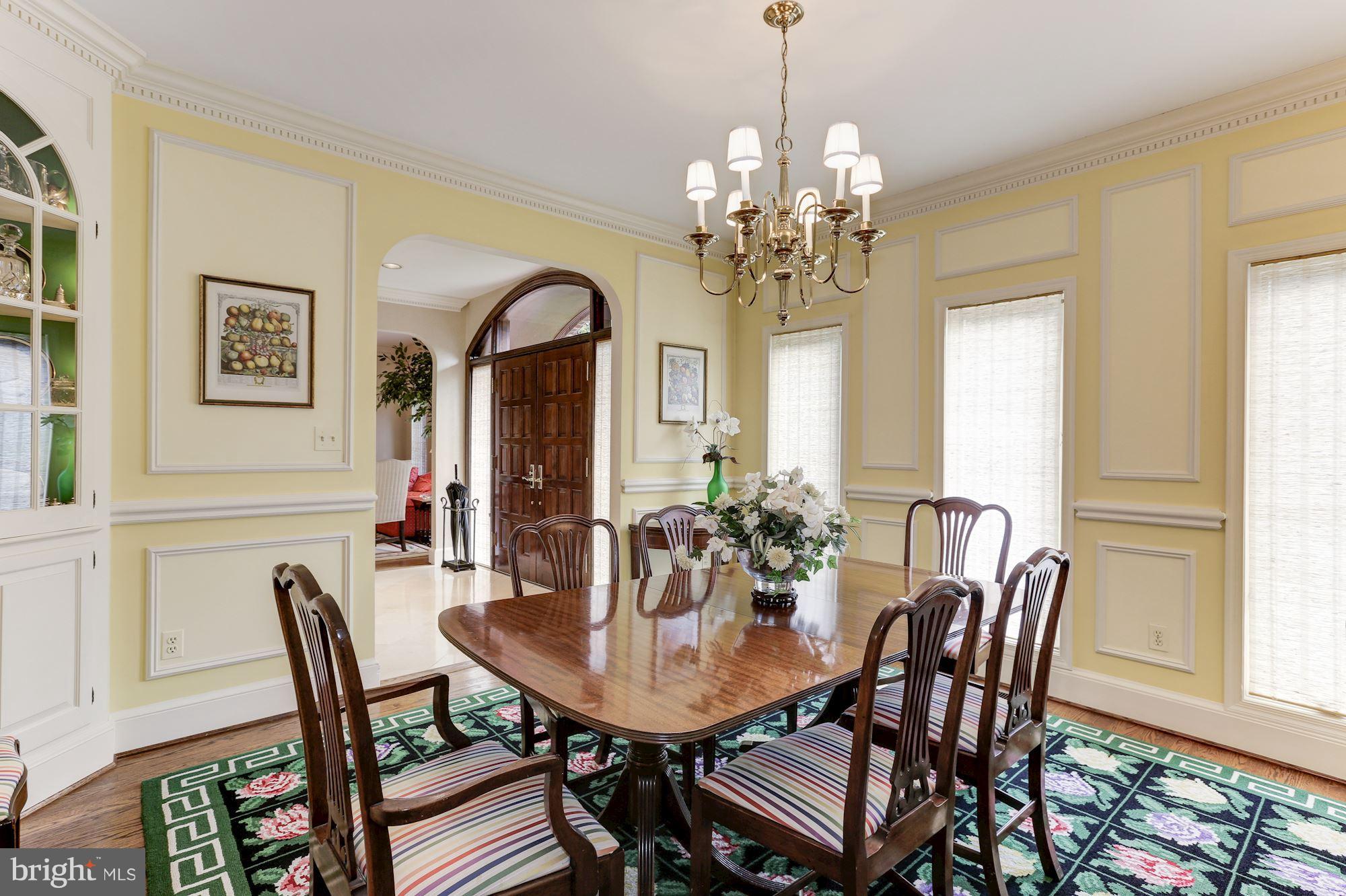 3239 Ellicott Street Northwest Washington, DC 20008 - Photo 10 of 28 Formal Dining Room