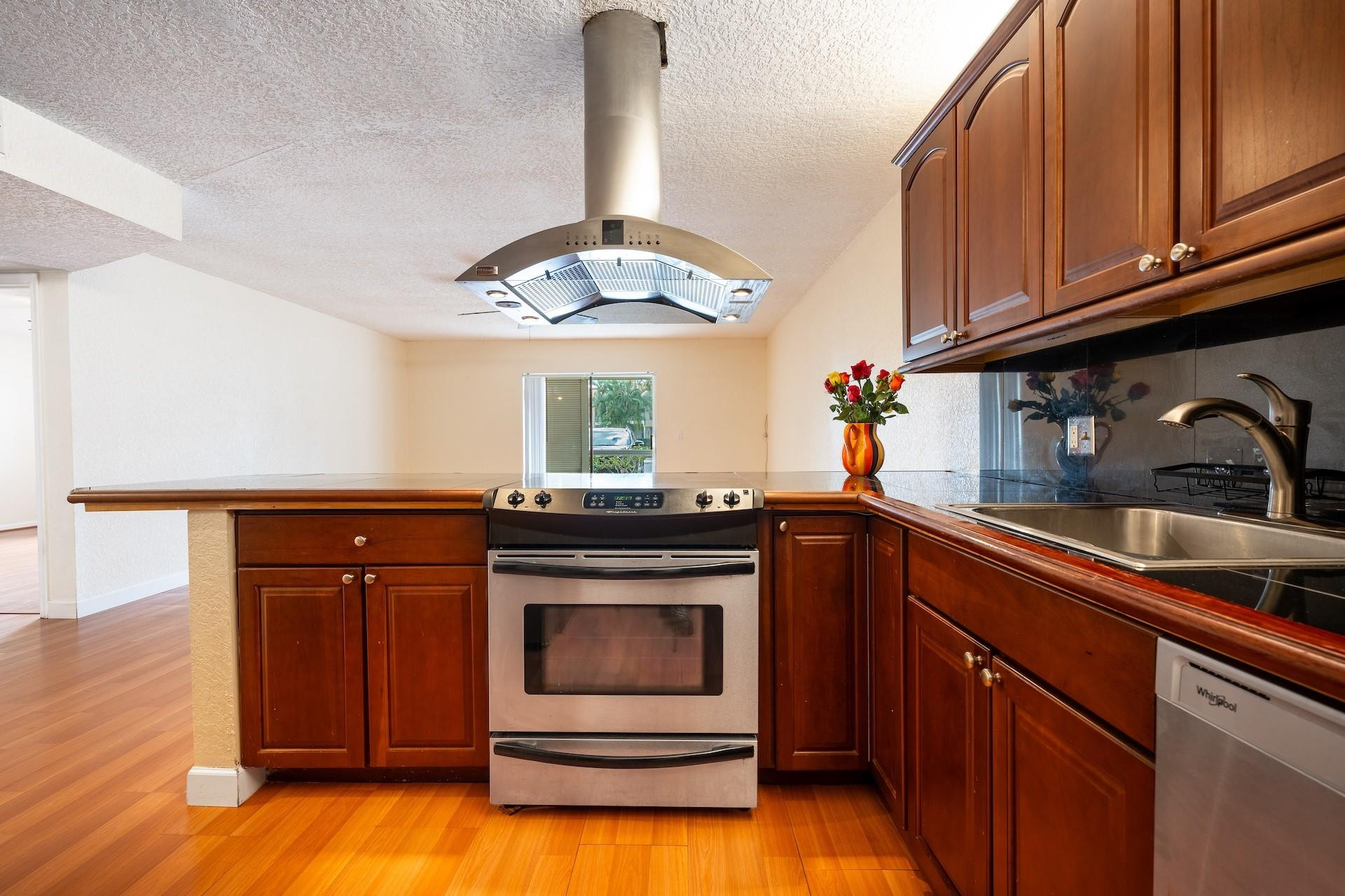 22605 Southwest 66th Avenue, Unit 102 Boca Raton, FL 33428 - Photo 4 of 27 Photo 4