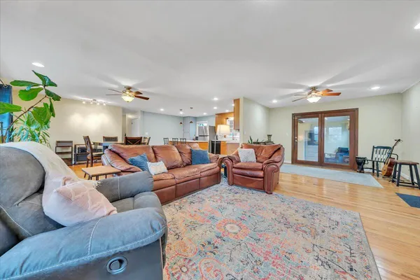 $309,900 | 727 Plantation Circle, Roanoke, VA 24019