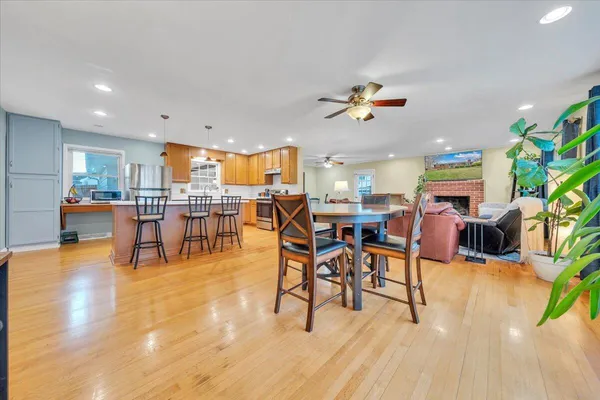 $309,900 | 727 Plantation Circle, Roanoke, VA 24019