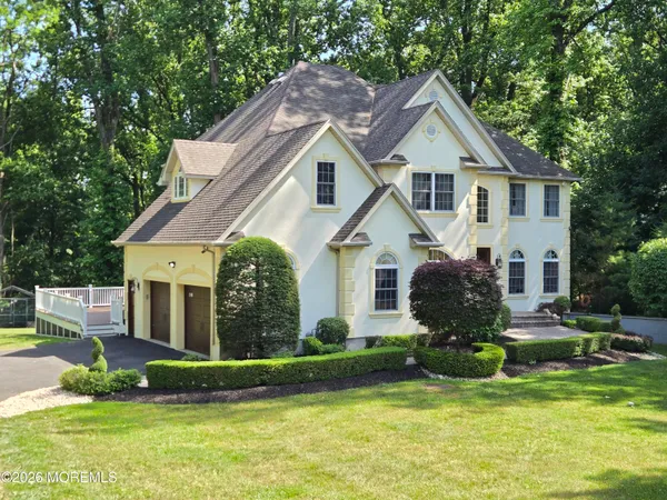 $1,500,000 | 112 Beacon Hill Road, Morganville, NJ 07751