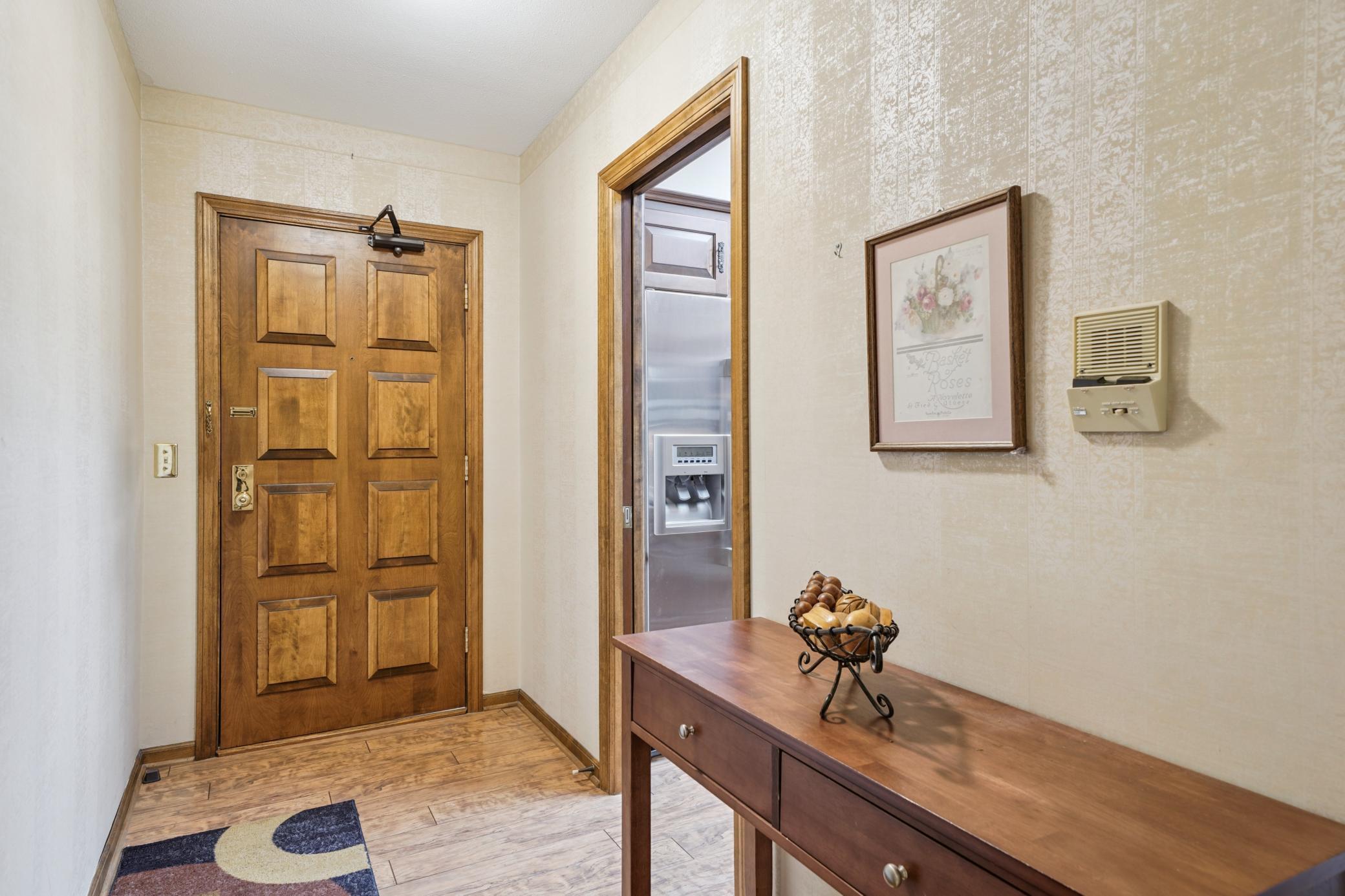 8621 Basswood Road, Unit 23 Eden Prairie, MN 55344 - Photo 19 of 31