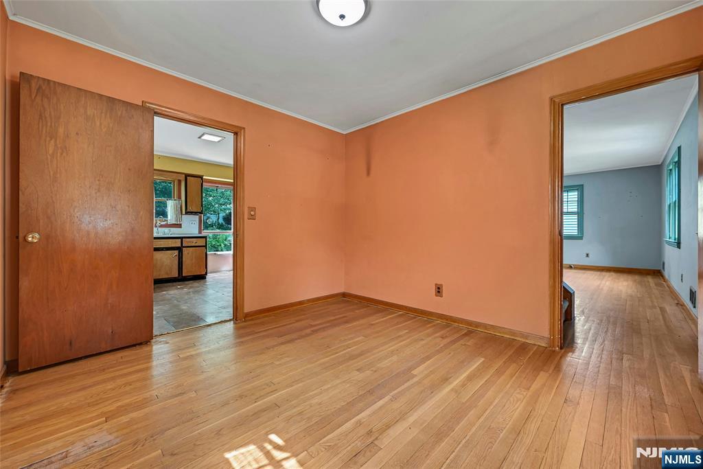 725 Millbrook Road River Edge, NJ 07661 - Photo 12 of 21 Gallery Image 12