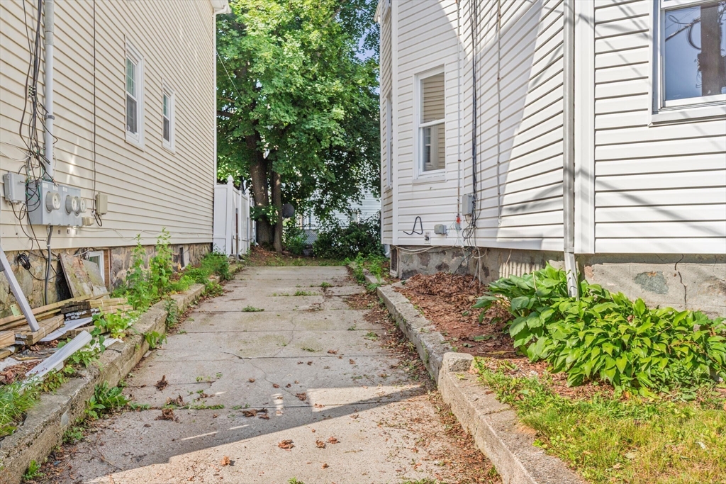 12 Porter Street Everett, MA 02149 - Photo 38 of 45