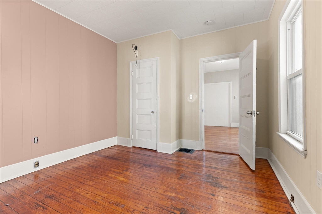 12 Porter Street Everett, MA 02149 - Photo 7 of 45