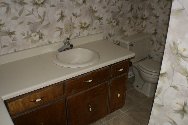 160 State Rd S-42-587 Greer, SC 29651 - Photo 3 of 17 Gallery Image 3
