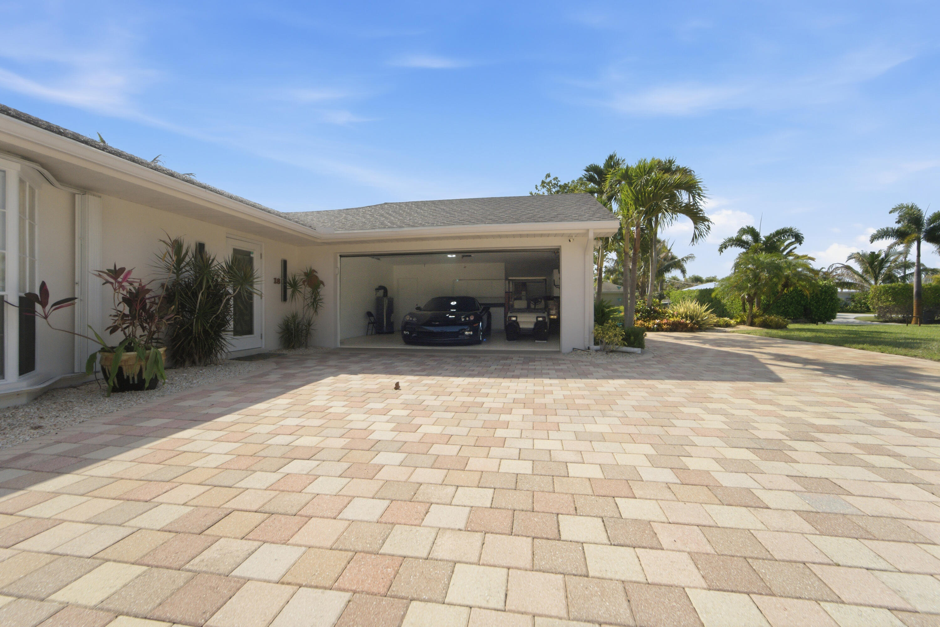 18 Saddleback Road Tequesta, FL 33469 - Photo 14 of 78 061726-67-2