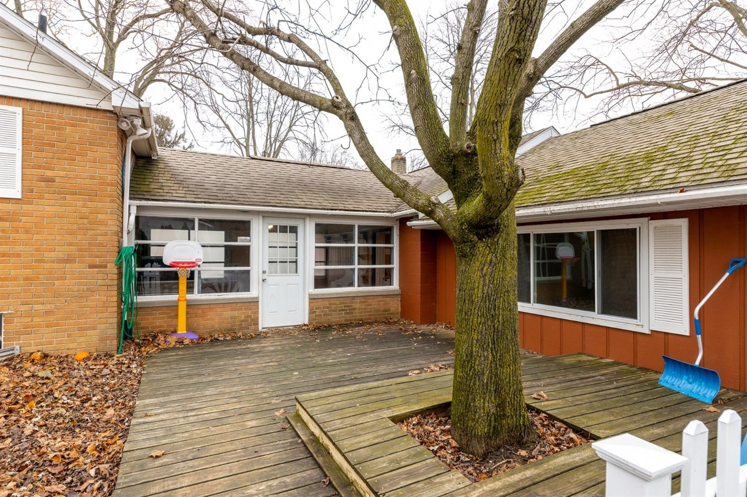 10365 Whittaker Road Ypsilanti, MI 48197 - Photo 4 of 42 Photo 4
