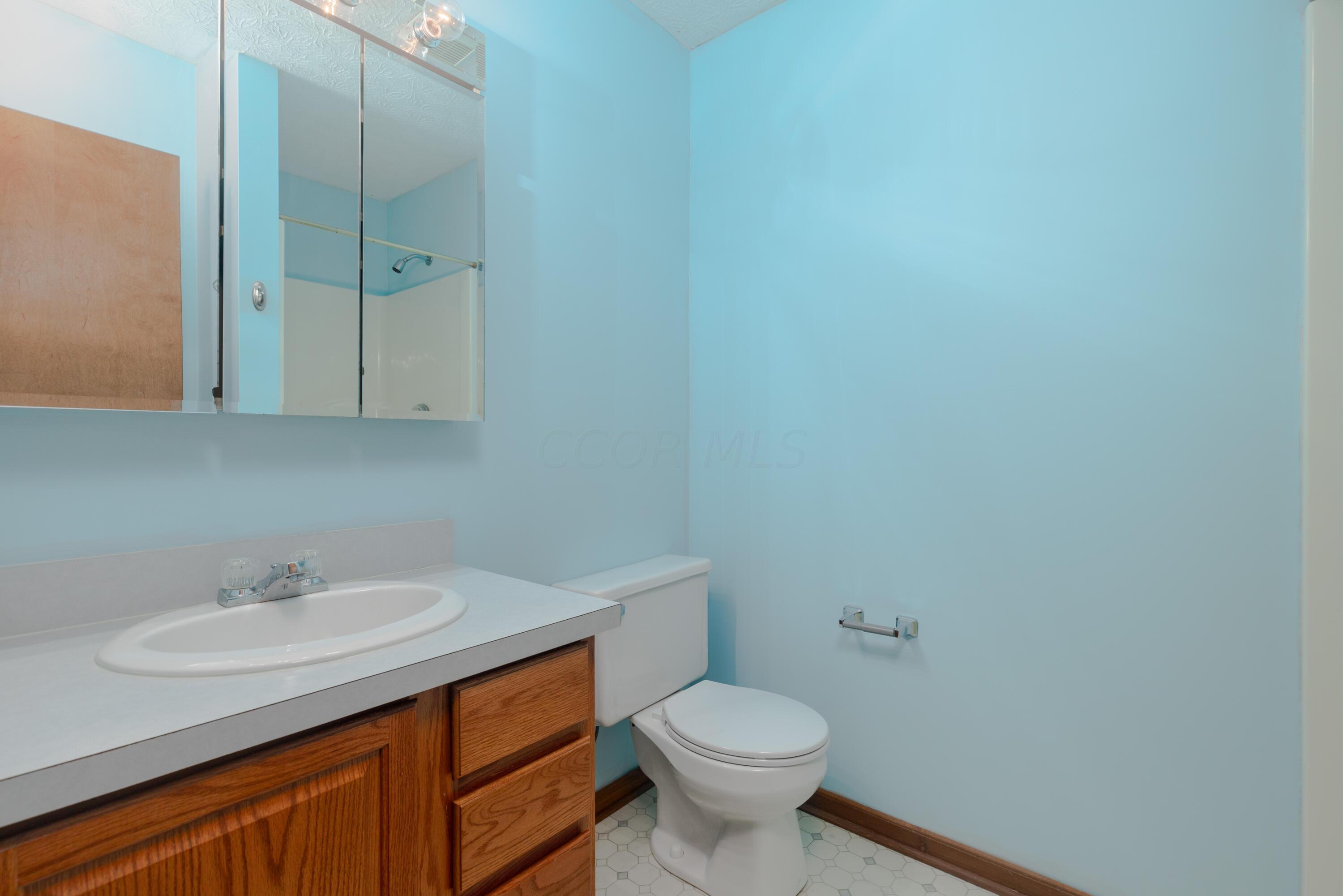 211 West Old Powell Road Powell, OH 43065 - Photo 26 of 72 Welcome Home! 211 W. Old Powell Rd., Powell, OH 43065