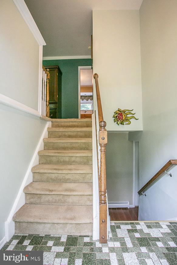 107 Level Road Collegeville, PA 19426 - Photo 7 of 39 Entrance with stairs to the main level
